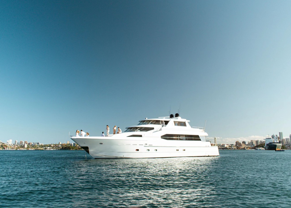 Yacht 01 AQA